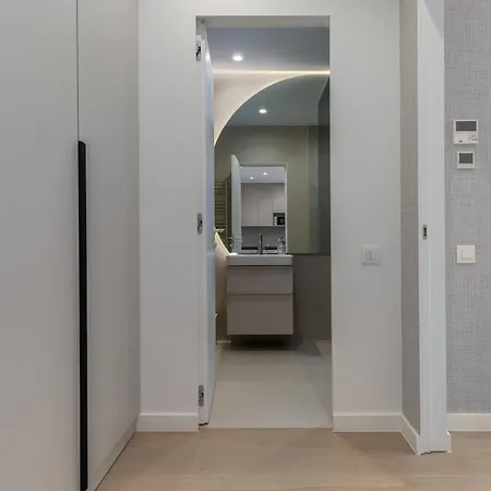 Luxury Near Office Hub Apartment Bucharest