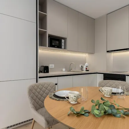 Apartment Luxury Near Office Hub Bucharest
